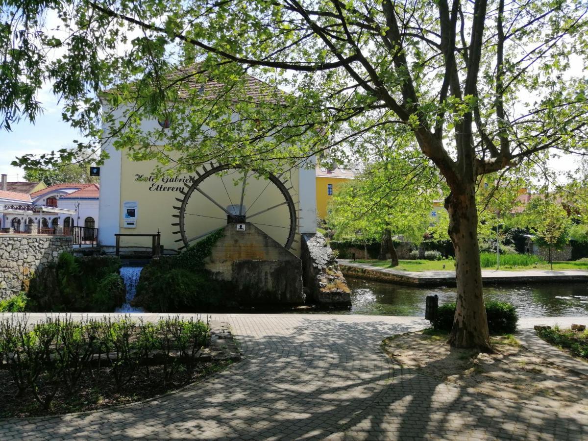 Panorama Apartman Tapolca Exteriör bild